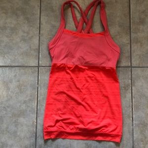 EUC. Athleta Built-in Bra Athletic Top
